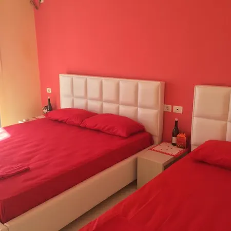 Beachfront 140 M2 Location Apartment Vlorë