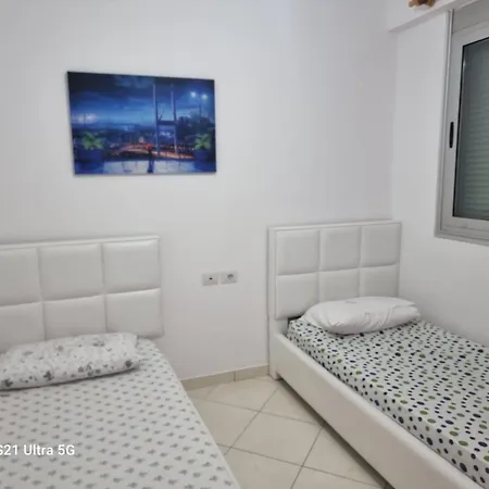 Beachfront 140 M2 Location Vlorë