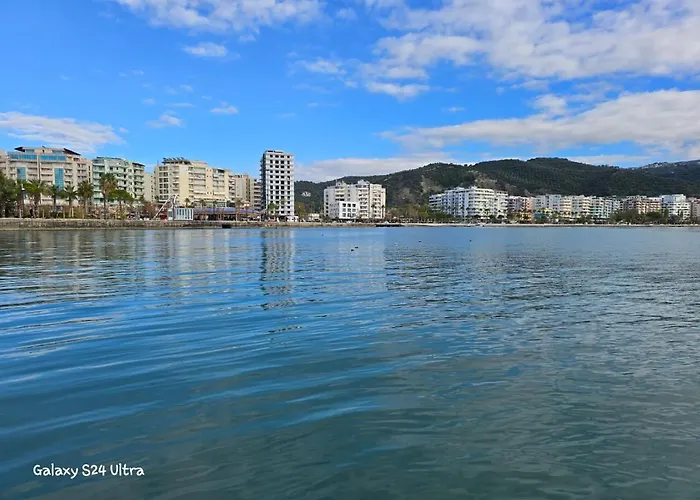 Appartement Beachfront 140 M2 Location *