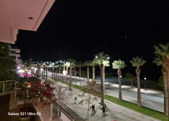 Beachfront 140 M2 Location Appartement